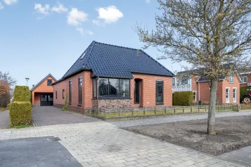 Vrijstaande woning te koop: Hoofddiep 74, Bebouwde kom Zevenhuizen Zevenhuizen