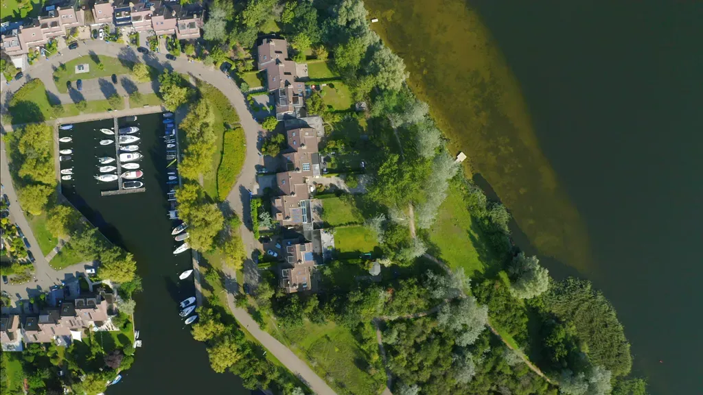 Tussenwoning te koop: Hoofdgracht 57, Naarden