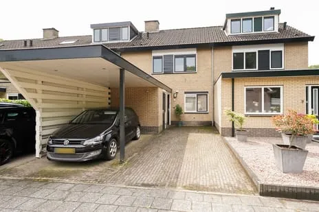 Tussenwoning te koop: Hoofdlaan 86, Putten-Noord Putten