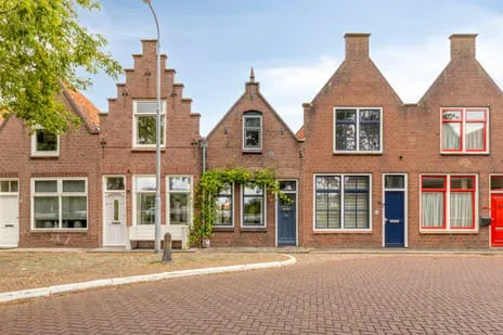 Tussenwoning te koop: Hoofdpoortstraat 52, Zierikzee binnen de vesten Zierikzee