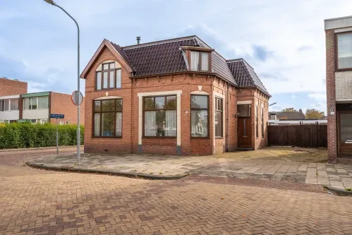 Vrijstaande woning te koop: Hoofdstraat 112, Hoogezand