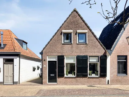 Vrijstaande woning te koop: Hoofdstraat 132, Oldemarkt Oldemarkt