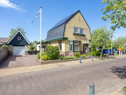 Vrijstaande woning te koop: Hoofdstraat 14, Warten Warten