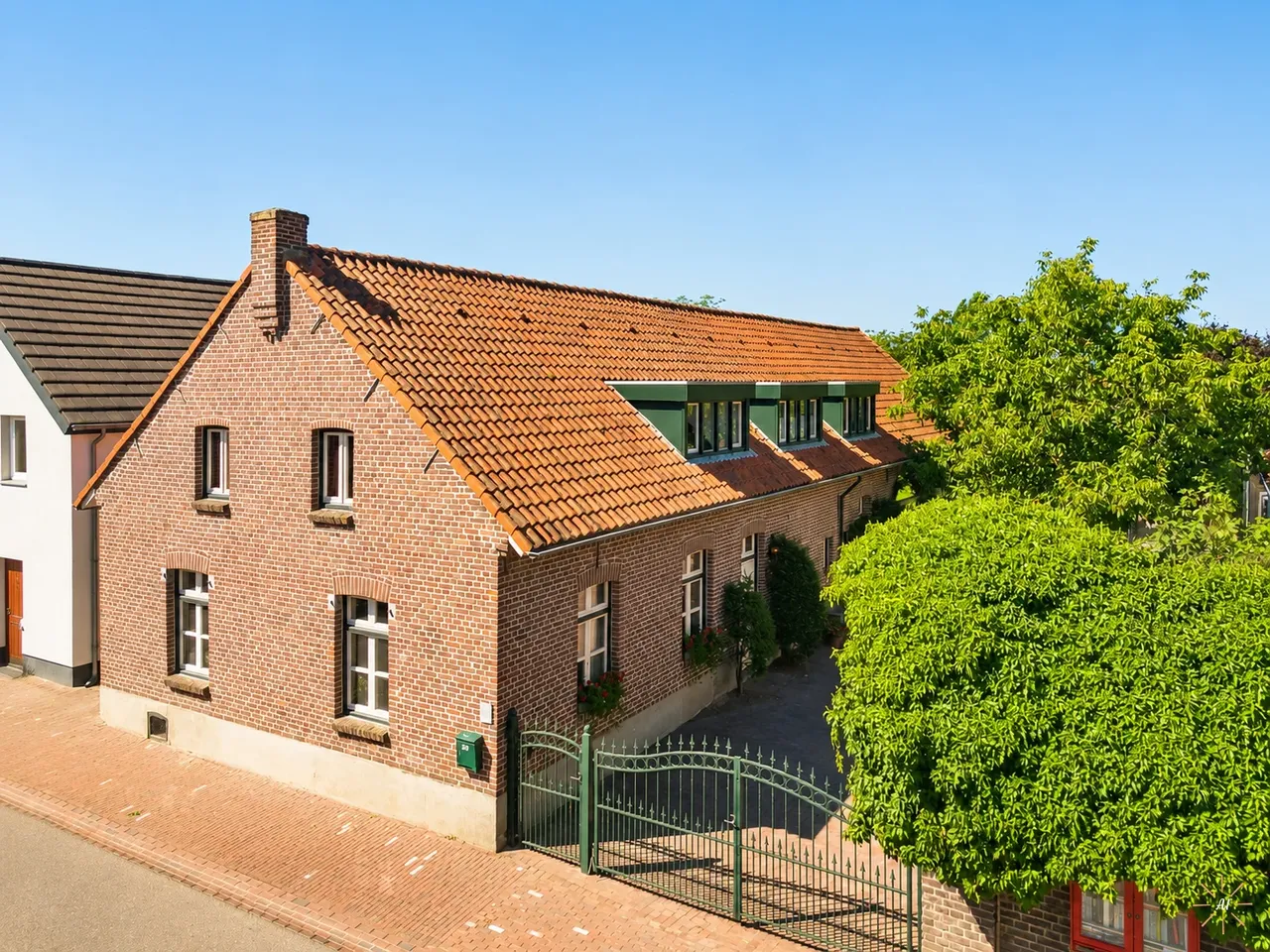 Vrijstaande woning te koop: Hoofdstraat 20, Herten
