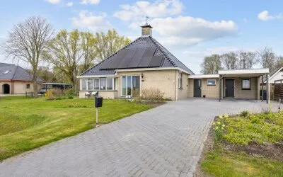 Vrijstaande woning te koop: Hoofdstraat 29A, Leens Leens