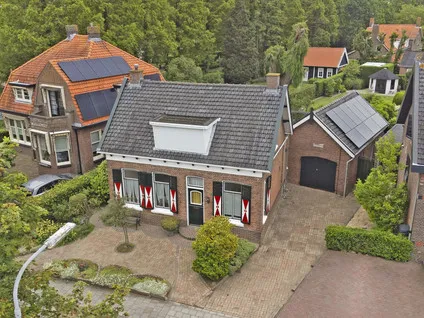 Twee-onder-één-kap te koop: Hoofdstraat 4, Kruiningen - Kern Kruiningen