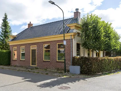 Vrijstaande woning te koop: Hoofdstraat 50, Houwerzijl