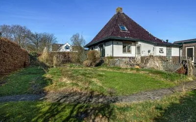 Vrijstaande woning te koop: Hoofdstraat 60, Meedhuizen Meedhuizen