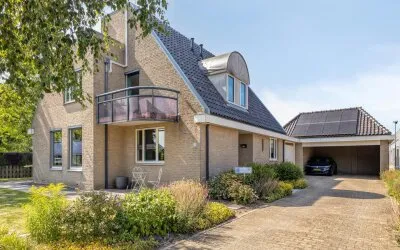 Vrijstaande woning te koop: Hoofdstraat 62, Genderen Genderen