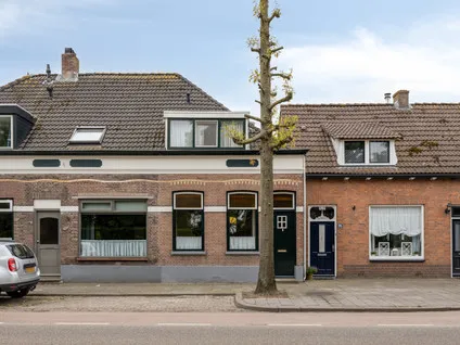 Tussenwoning te koop: Hoofdstraat 86, Bergen Terheijden