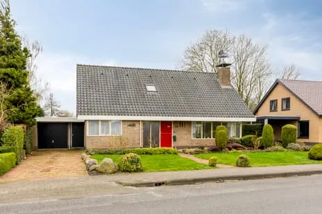 Vrijstaande woning te koop: Hoofdstraat West 103, Wolvega-Schildersbuurt Wolvega
