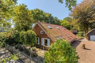 Vrijstaande woning te koop: Hoofdweg 11, Froombosch