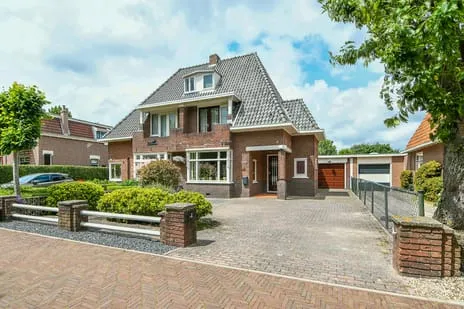 Twee-onder-één-kap te koop: Hoofdweg 1209, Nieuw-Vennep West Nieuw-Vennep
