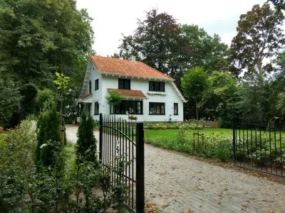 Vrijstaande woning te koop: Hoofdweg 122, Bellingwolde Bellingwolde