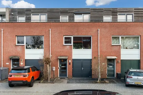 Tussenwoning te koop: Hoofdweg 164C, Rotterdam