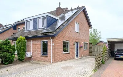 Corner house for sale: Hoofdweg 20A, Loenen Loenen