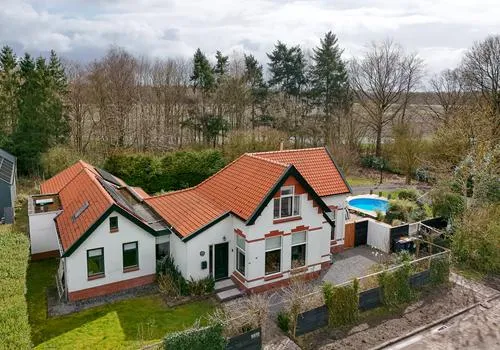 Vrijstaande woning te koop: Hoofdweg 234, Bovensmilde
