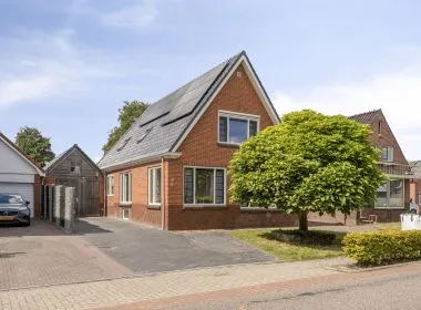 Twee-onder-één-kap te koop: Hoofdweg 66, Boerakker