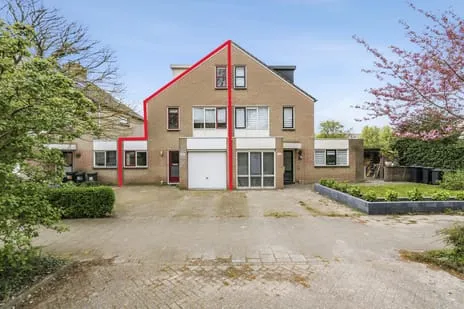 Tussenwoning te koop: Hoofdweg 785A, Hoofddorp