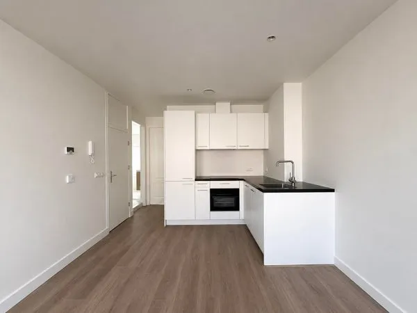 Woning te huur: Hoofdweg, Robert Scottbuurt-West Amsterdam