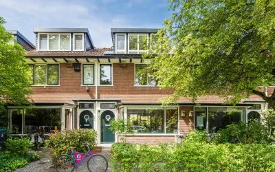 Tussenwoning te koop: Hooft Graaflandstraat 15, Oud Hoograven-Zuid Utrecht