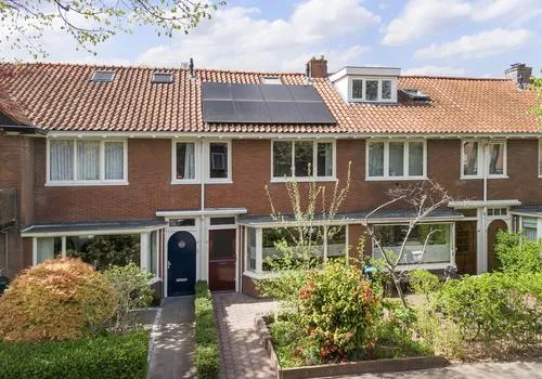 Tussenwoning te koop: Hooft Graaflandstraat 39, Oud Hoograven-Zuid Utrecht