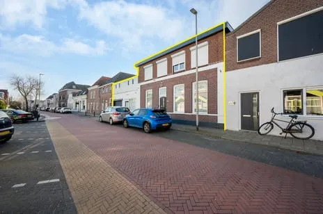 Tussenwoning te koop: Hooftstraat 263, Nieuwe Sloot Alphen Aan Den Rijn