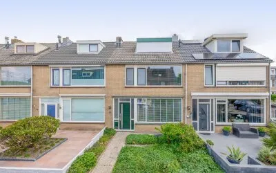 Tussenwoning te koop: Hoogaars 49, De Kapel en omgeving Brielle