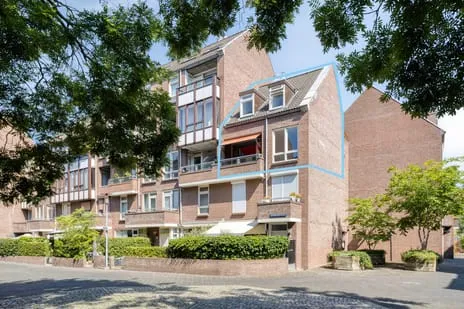 Appartement te koop: Hoogbeeltplein 129, Boschstraatkwartier Maastricht