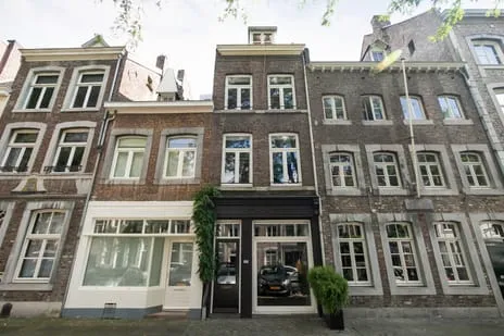 Tussenwoning te koop: Hoogbrugstraat 7, Wyck Maastricht