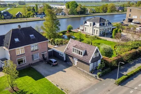 Detached house for sale: Hoogewaard 190, Bedrijventerrein Hoogewaard Koudekerk Aan Den Rijn