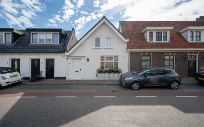 Tussenwoning te koop: Hoogewaard 48, Koudekerk aan den Rijn-Zuid Koudekerk Aan Den Rijn