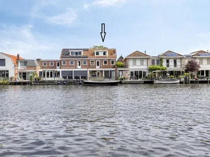 Tussenwoning te koop: Hoogewaard 58, Koudekerk aan den Rijn-Zuid Koudekerk Aan Den Rijn
