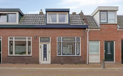 Tussenwoning te koop: Hoogstraat 112, Centrum Den Helder