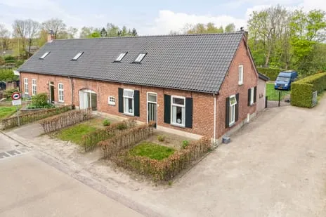 Twee-onder-één-kap te koop: Hoogstraat 12, Hooge Mierde Hooge Mierde