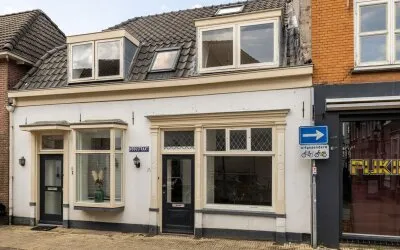 Tussenwoning te koop: Hoogstraat 31A, Harderwijk