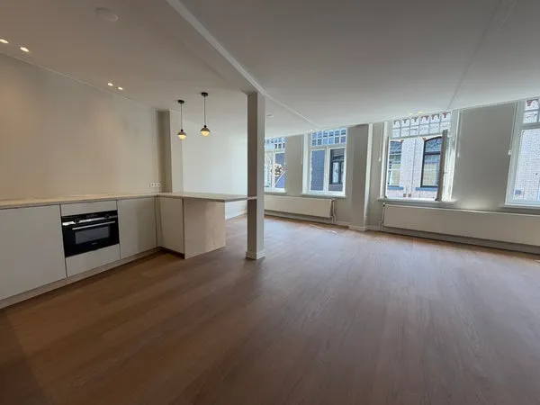 Apartment for rent: Hoogstraat 8A, Weert-Centrum Weert