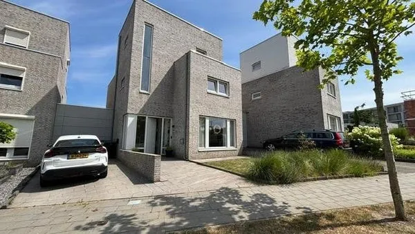 Tussenwoning te huur: Hoogveldlaan 71, Heerlerbaan-West Heerlen