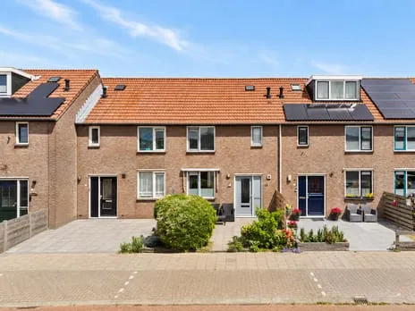 Tussenwoning te koop: Hooiijzer 13, Kerkbuurt Oostzaan