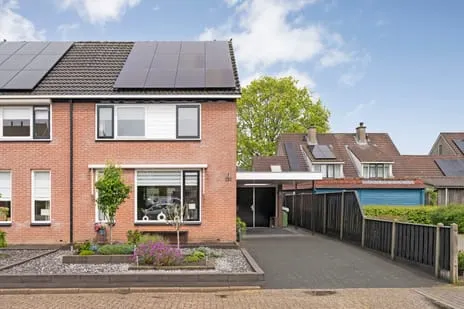 Twee-onder-één-kap te koop: Hooiland 131, De Hooilanden Wierden