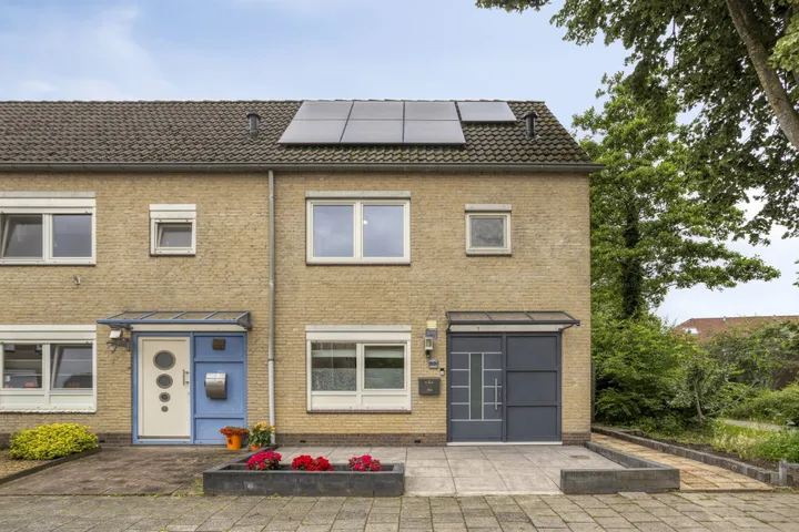 Hoekwoning te koop: Hooiraamhoek 93, Helmerhoek-Noord Enschede