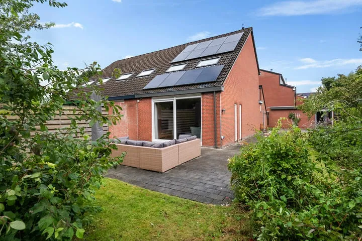 Hoekwoning te koop: Hooiven 37, Fivelmonde Delfzijl