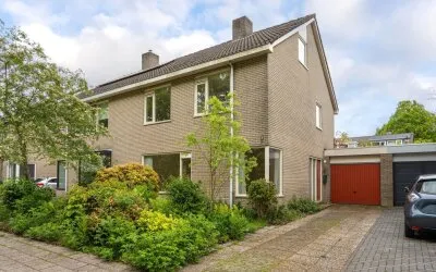 Tussenwoning te koop: Hooiweg 83, Eelde Eelde