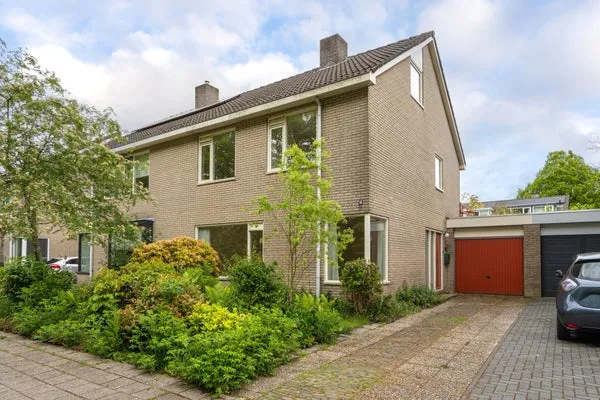 Terraced house for sale: Hooiweg 83, Eelde Eelde