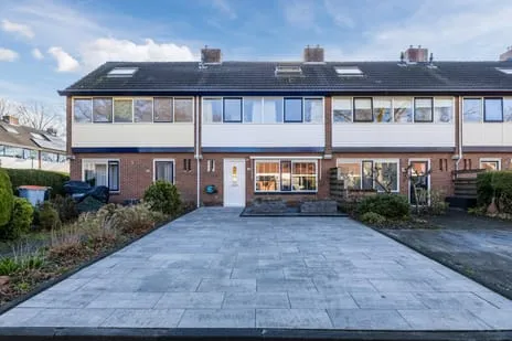 Tussenwoning te koop: Hooizolder 40, Drachten
