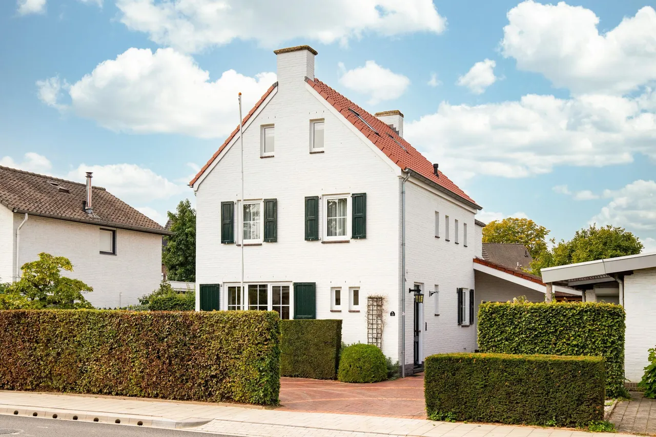 Vrijstaande woning te koop: Hoolstraat 13, Voerendaal