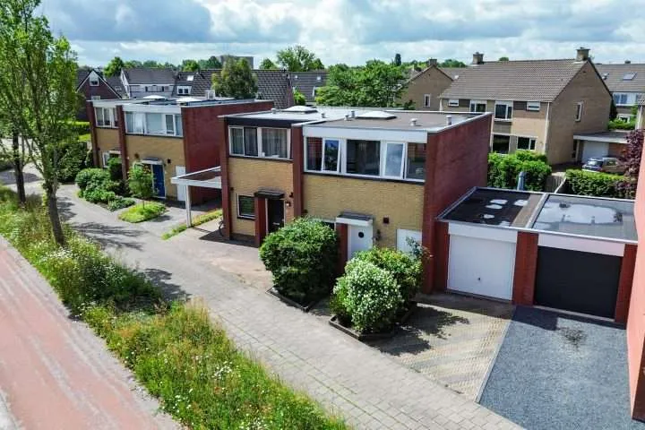 Twee-onder-één-kap te koop: Hoopstede 71, Nijehaske Heerenveen