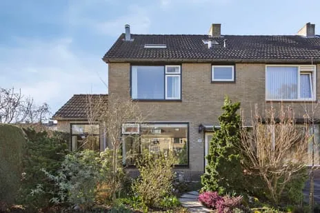 Hoekwoning te koop: Hoornbloem 53, Sluisoord Apeldoorn
