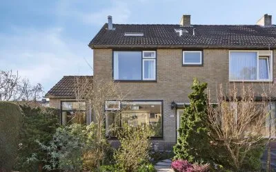 Hoekwoning te koop: Hoornbloem 53, Sluisoord Apeldoorn