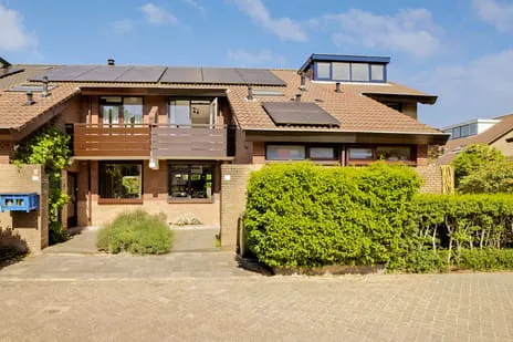 Tussenwoning te koop: Hopklaver 14, Ommoord Rotterdam